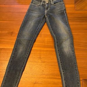 Levi’s 710 Super Skinny Jeans, size 25. New w/o tags.